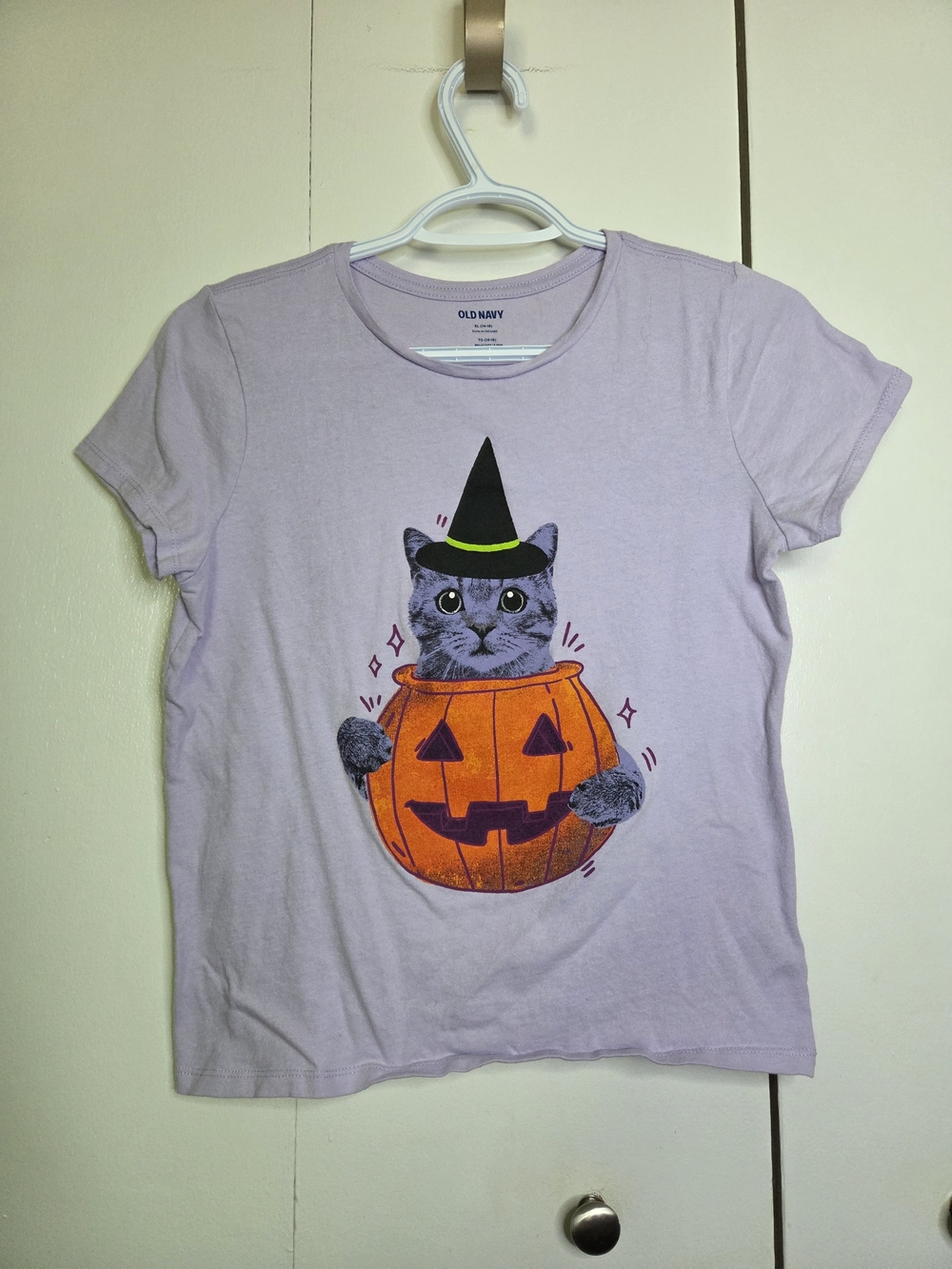 Old Navy Youth XL 14-16 Lilac Cat in Pumpkin Halloween Graphic Tee